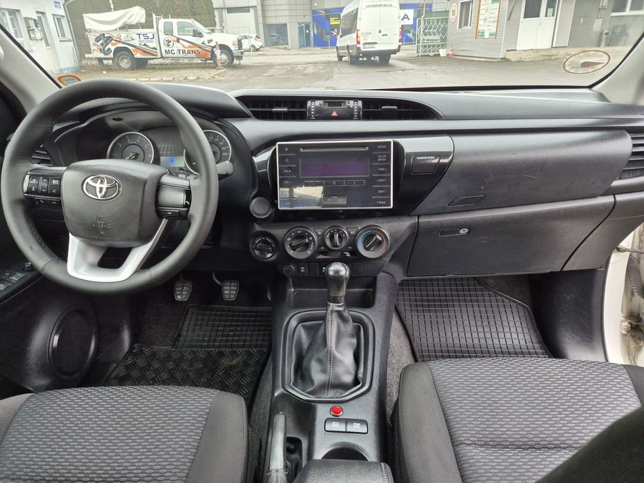 Toyota Hilux 2.4 Diesel 4x4 Aer Cond. Bena Lunga