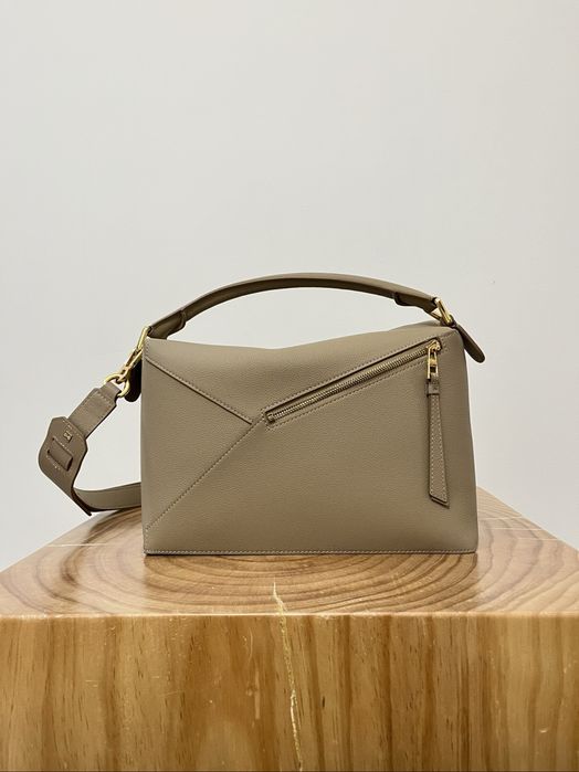 Чанта Loewe puzzle цвят Sand