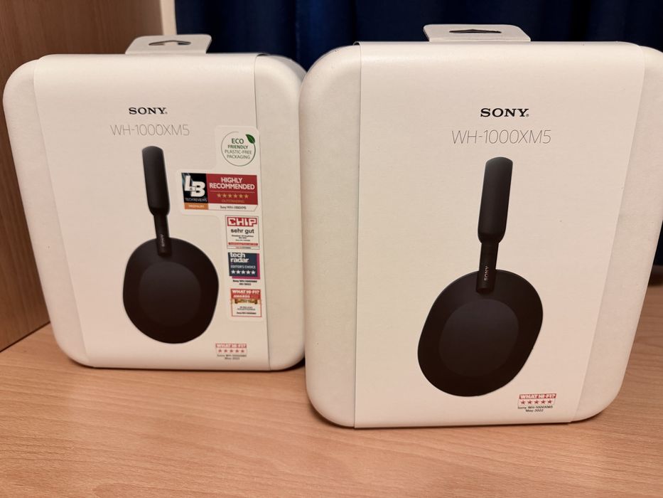 Sony  WH 1000 XM5