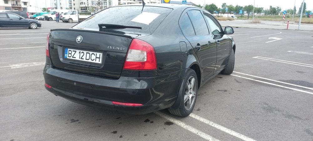 SKODA Octavia 2011 — imagine 3