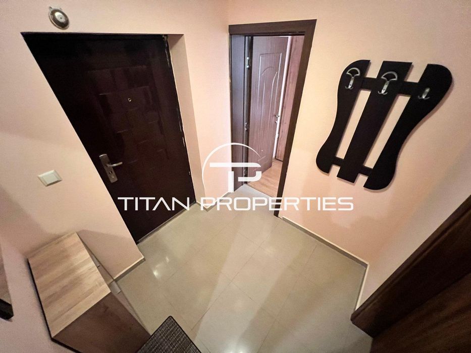 Дава се под наем Двустаен апартамент в Бургас, Славейков - 65 кв.м за 357 € - Снимка #3