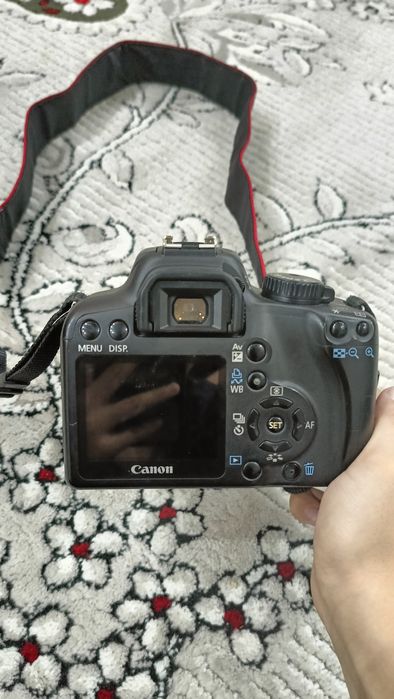 Used canon rebel xs DSLR