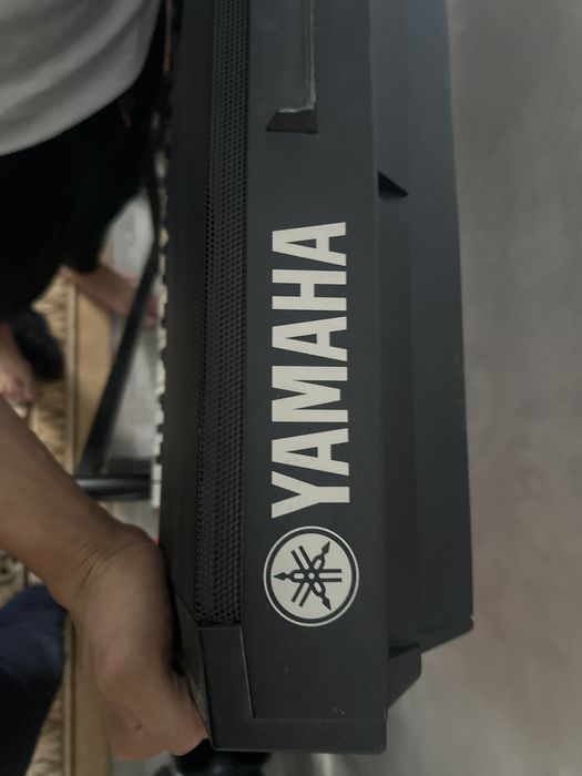 Продаю легендарную yamaha psr-550
