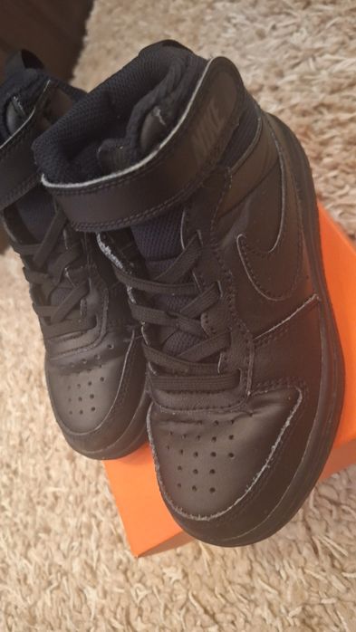 Детски кецове Nike Court Borough
Nike Court Bo