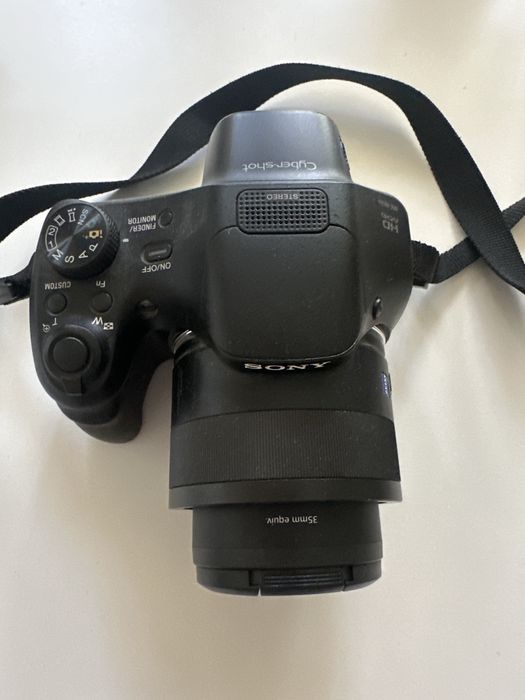 Фотоапарат Sonyy