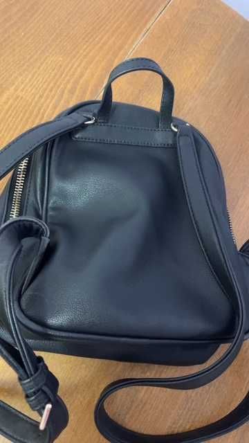 Малка раница Guess