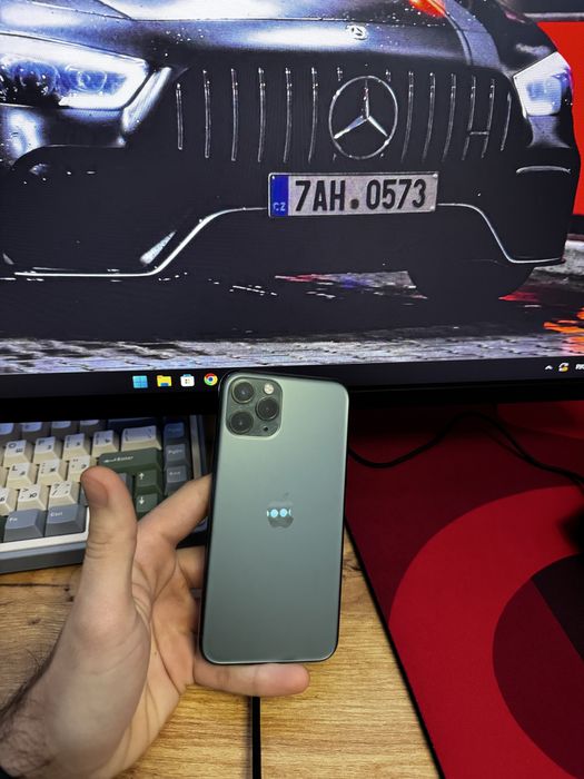 Продам Iphone 11 pro