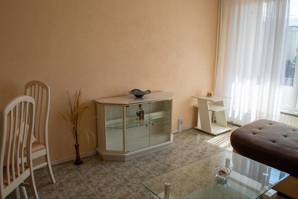 Дава се под наем Двустаен апартамент в София, Младост 3 - 68 кв.м за 598.23 € - Снимка #3