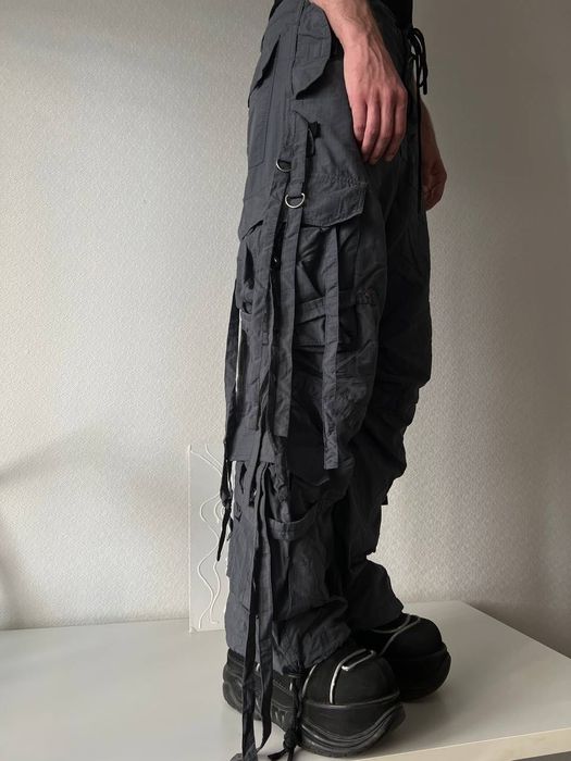 Брюки карго с завязками archive