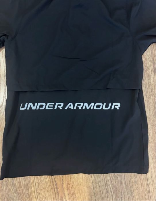 Ветровка на Under Armour