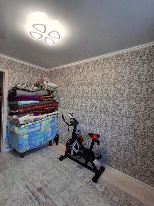 2х комнатная квартира в 16 микрорайоне на 4 этаже из 5, Франко, 2