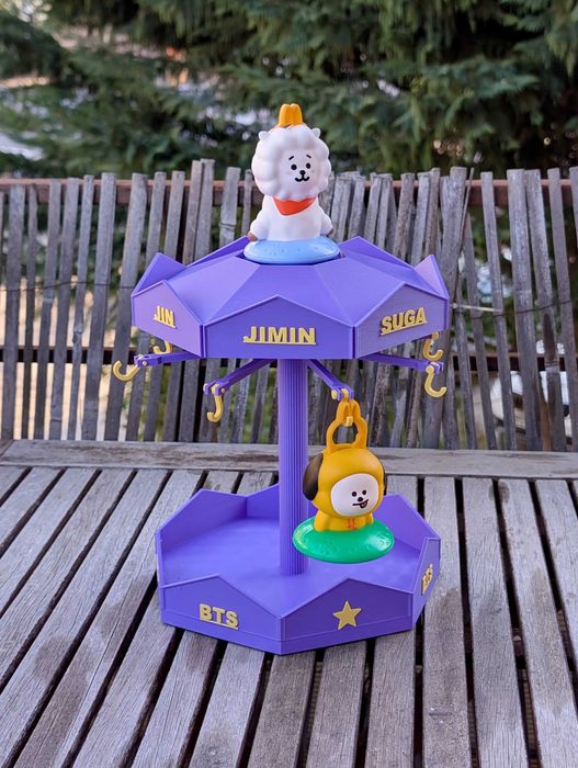 Carusel BT21 BTS pentru figurine McDonald's