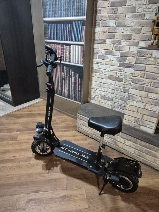 Электросамокат Kugoo M5