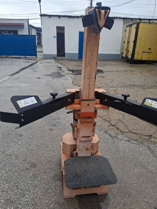 Цепачка за дърва -трифазна -8т