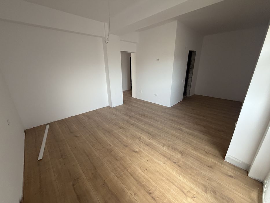 Apartament la cheie 93 mp  zona Damila/Etaj 3 Bloc nou /Lift/Loc de parcare