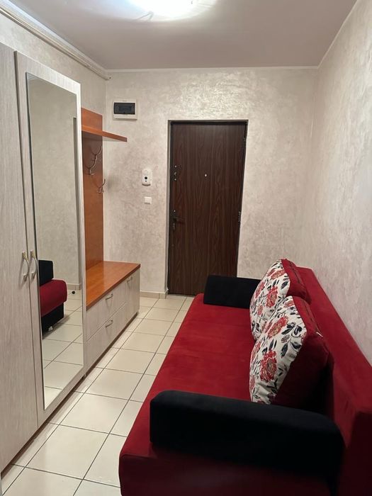 Inchiriez apartament
