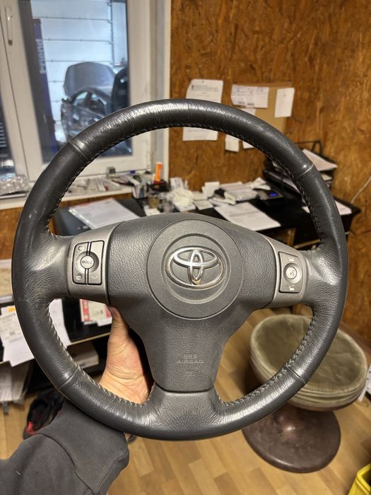 волан за toyota rav4