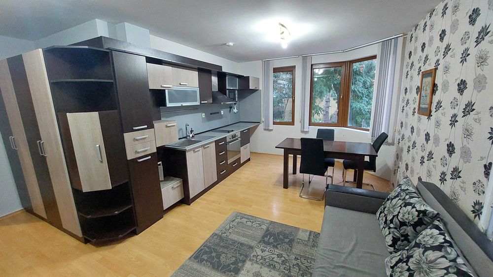 Продава се Тристаен апартамент в Варна, Окръжна болница - 82 кв.м за 2927 €/кв.м - Снимка #7