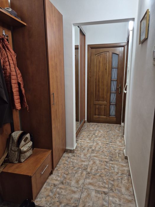 De vanzare apartament cu 2 camere