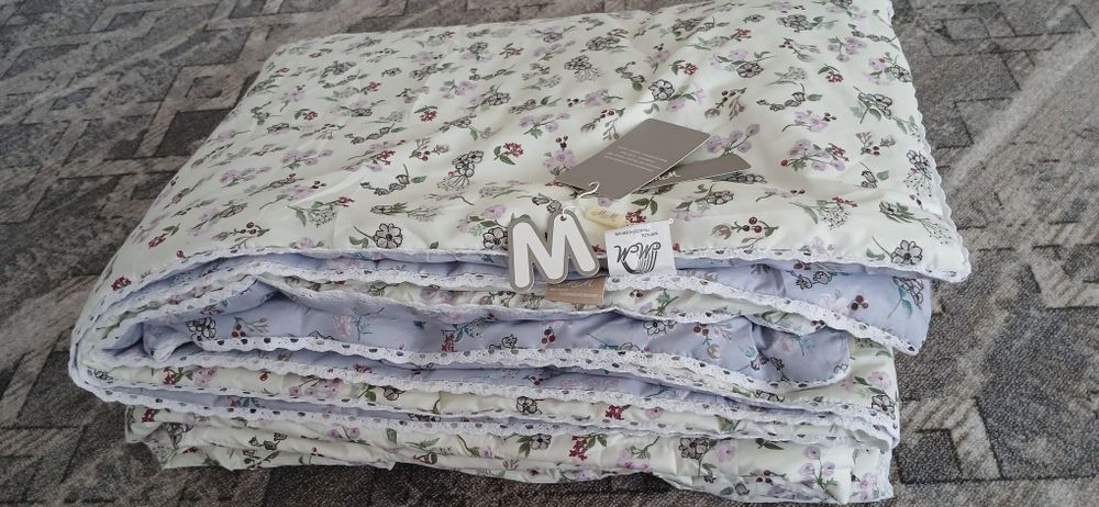 Двустороннее одеяло 200×2300