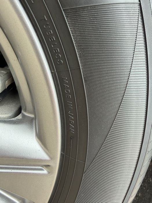 Продается Диск с покрышкой 215/60/R16