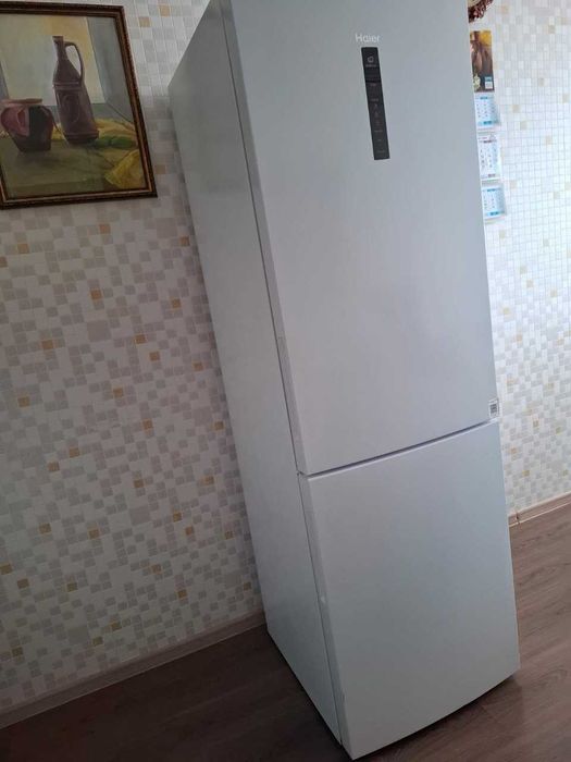 Продам холодильник Haier в отличном состоянии