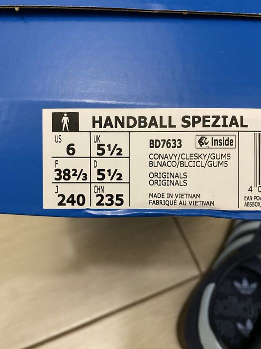 Кроссовки Adidas Handball Spezial продам