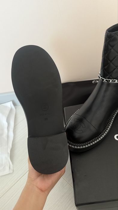 Сапожки chanel
