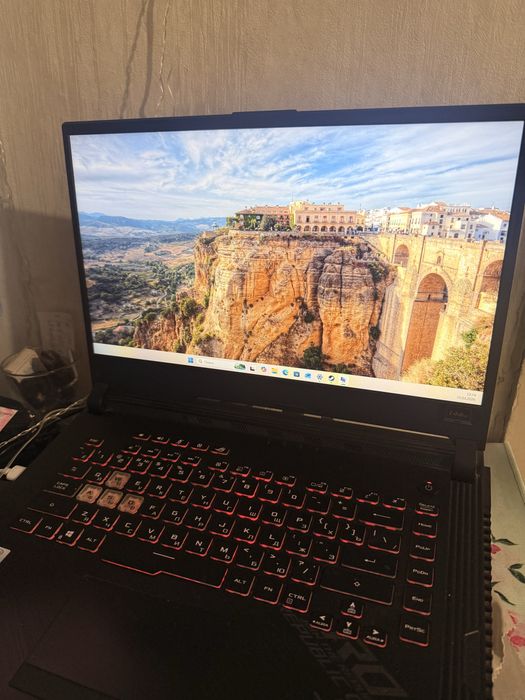 Ноутбук ASUS ROG Strix G512LI