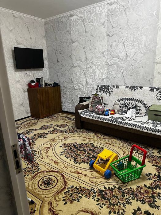 Сдаю 1/2/4 на массиве Феруза с мебелью и техникой