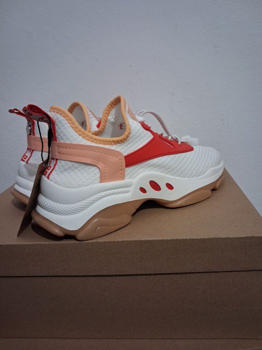 Adidasi dama,Marimea 36!