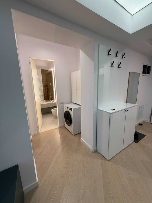 inchiriez apartament 2 camere Cortina North