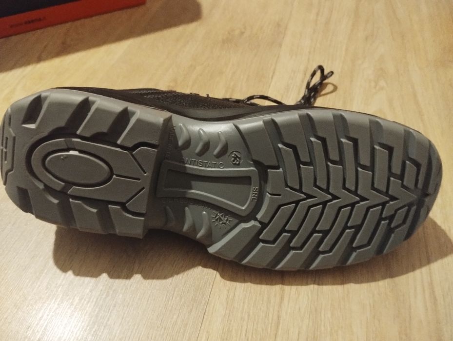 Нови работни обувки Еxena Hamilton S3 43 номер