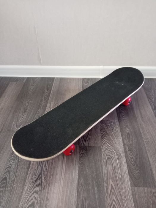 Продам скейтборд