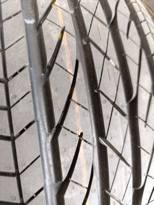 всесезонни гуми Bridgestone 215/60/17 Dueler H/P sport