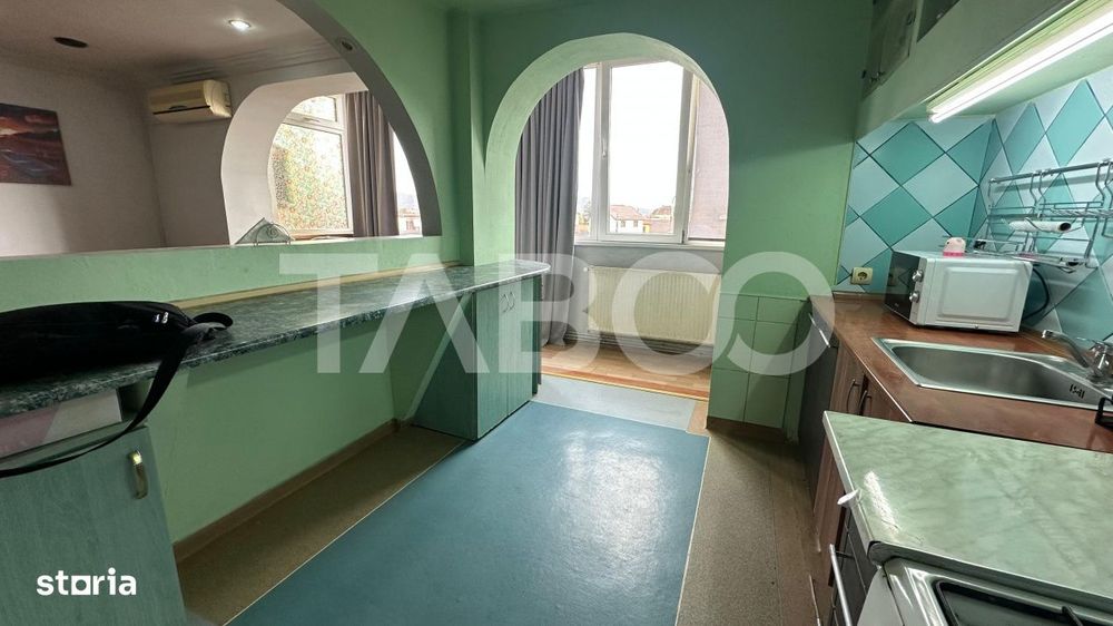 Apartament 3 camere etaj intermediar 2 balcoane zona Terezian Sibiu