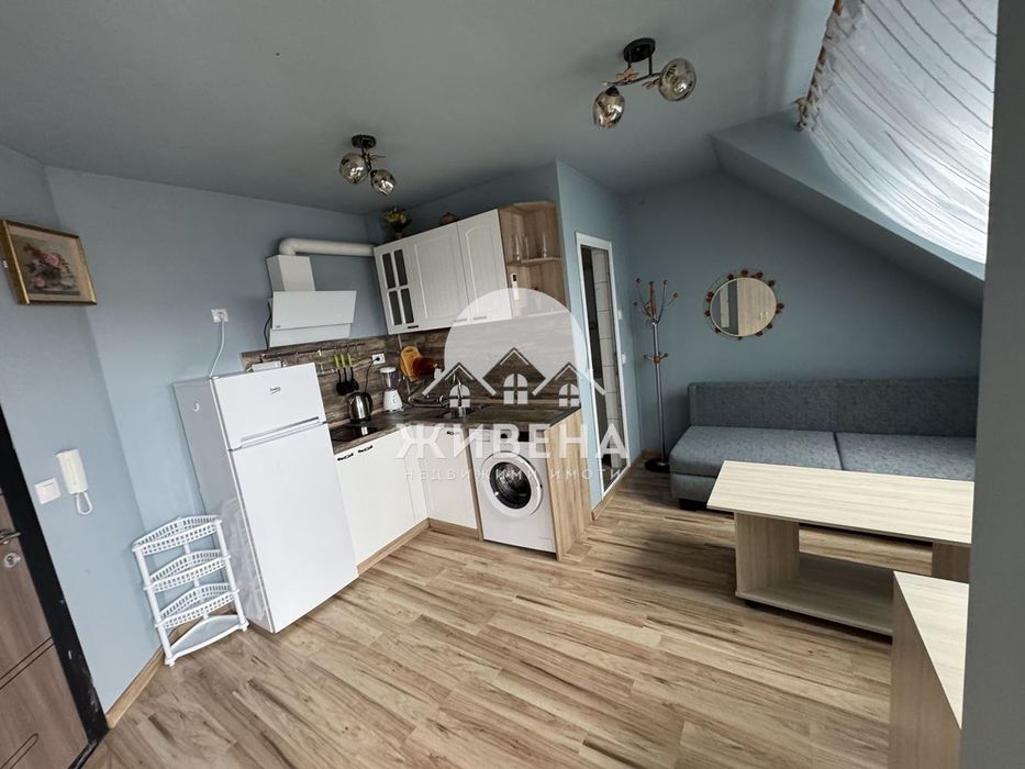 Продава се Четиристаен апартамент в Варна, Гранд Мол Варна - 238 кв.м за 847 €/кв.м - Снимка #2