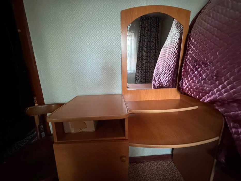 Продам спальный гарнитур. Самовывоз