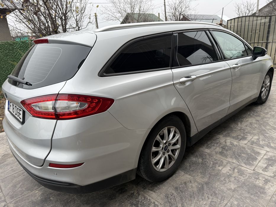 Ford mondeo mk5 2015