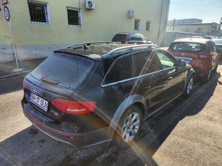 Vând Audi A4 Allroad 2010 – 2.0 TDI 170 CP, quattro, manual
