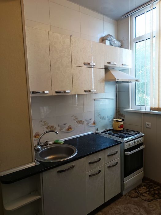 Гулобод Ц-26, Продается  2-х комнатная квартира