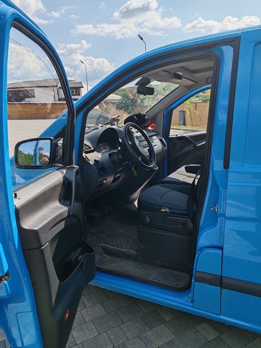 Mercedes-Benz Vito 2.2 CDI • 2011 • 3 locuri