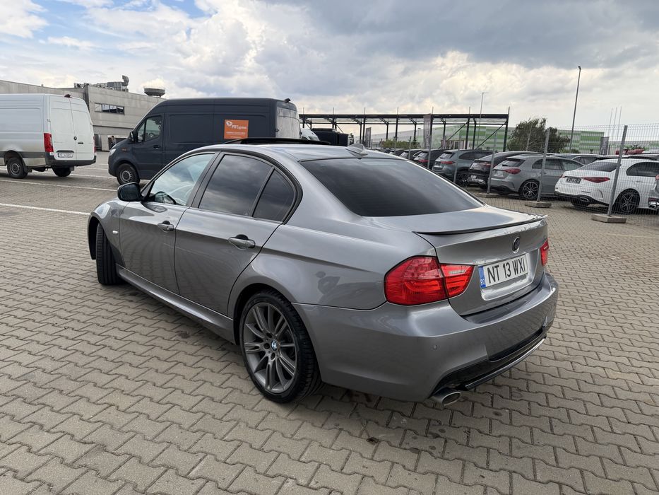 BMW 3 Series 2011 — imagine 4