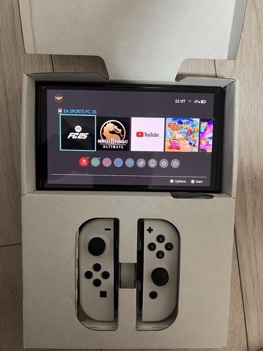 Nintendo Switch Oled+Fifa 25,mk11