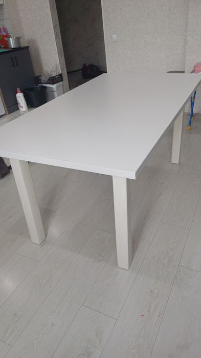 Продам стол в отличном состоянии