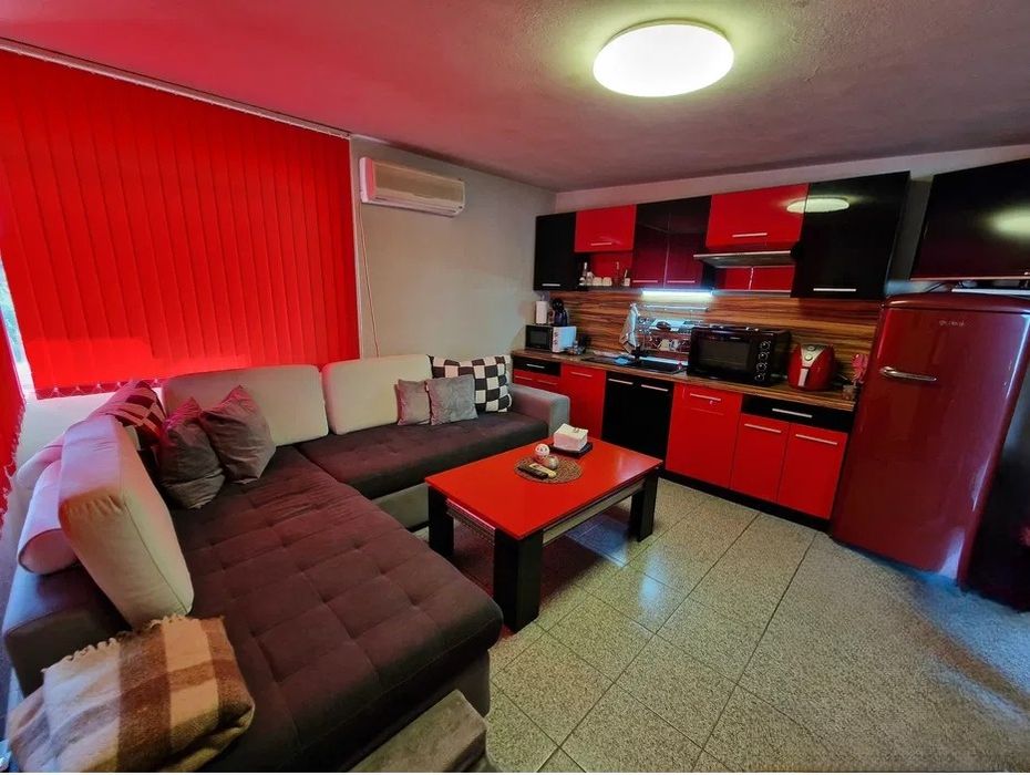 Продава се Промишлена сграда в с. Болярци, Област Пловдив - 2000 кв.м за 298 €/кв.м - Снимка #10