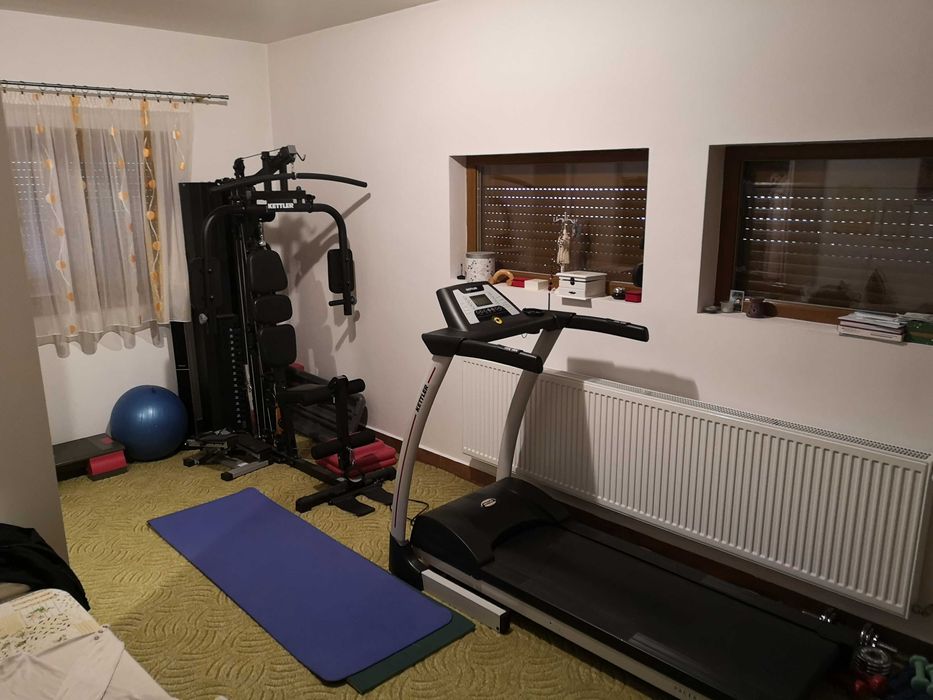 Casa individuala Braytim,5 camere, direct proprietar curte garaj dublu