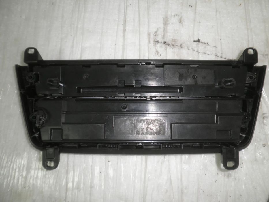 Panou clima + comenzi radio CD BMW Seria 4 F32