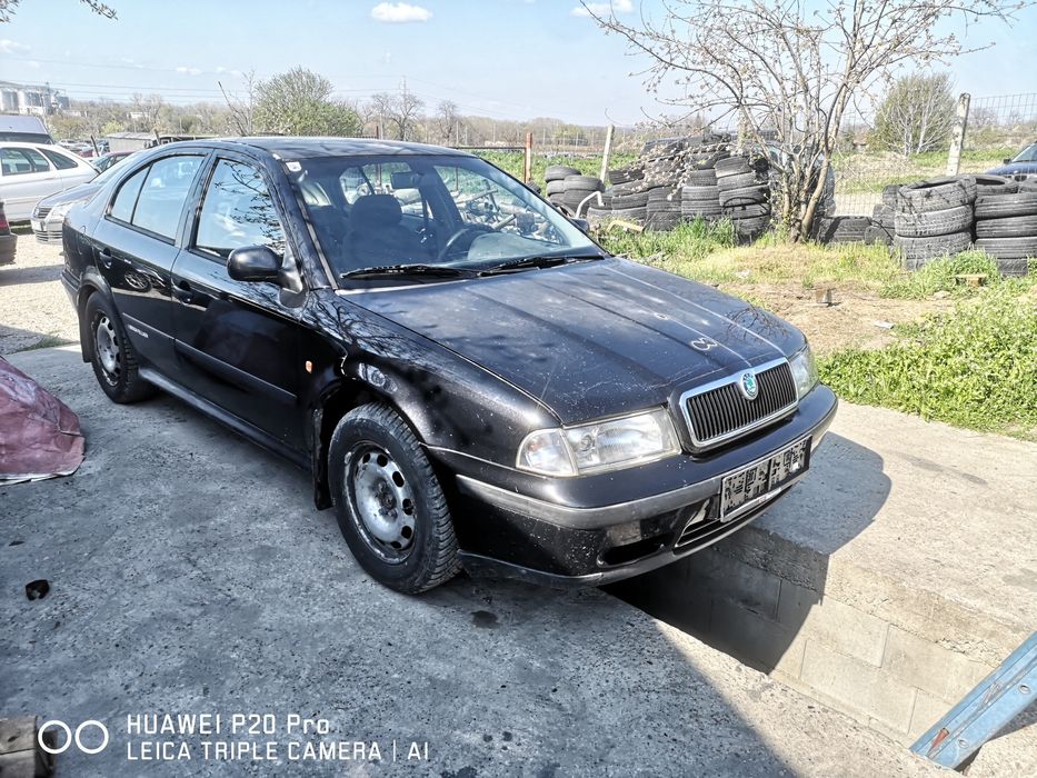 Шкода Октавия 1.9 ТДИ 110К.С НА ЧАСТИ