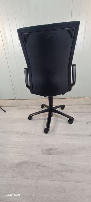 Немски конферентни и посетителски столове за комфорт и ергономия